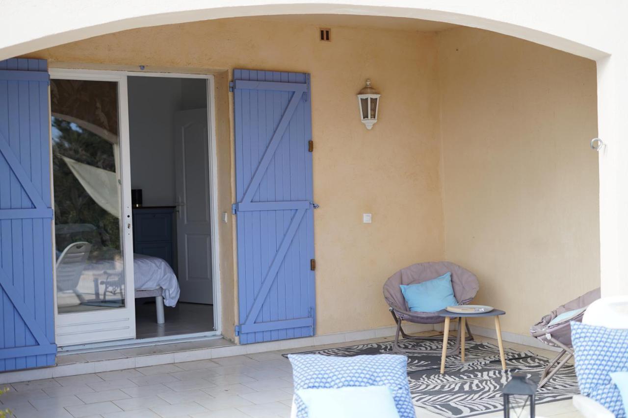 Les Volets Bleus Speracedes Exterior foto