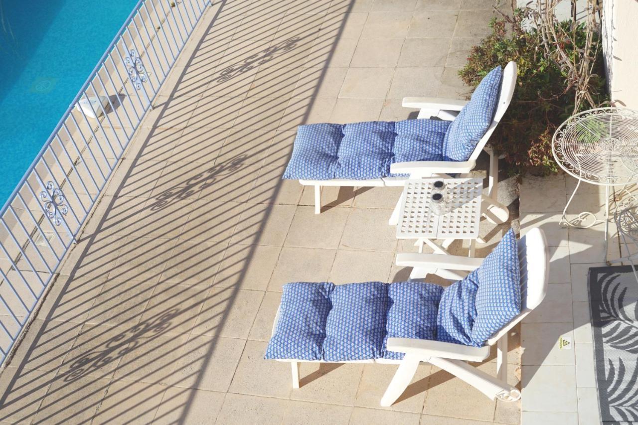 Les Volets Bleus Speracedes Exterior foto