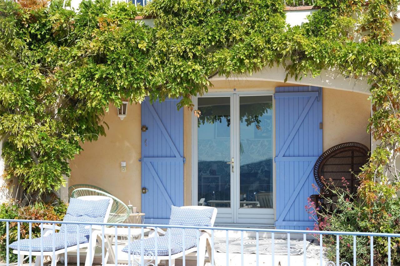 Les Volets Bleus Speracedes Exterior foto